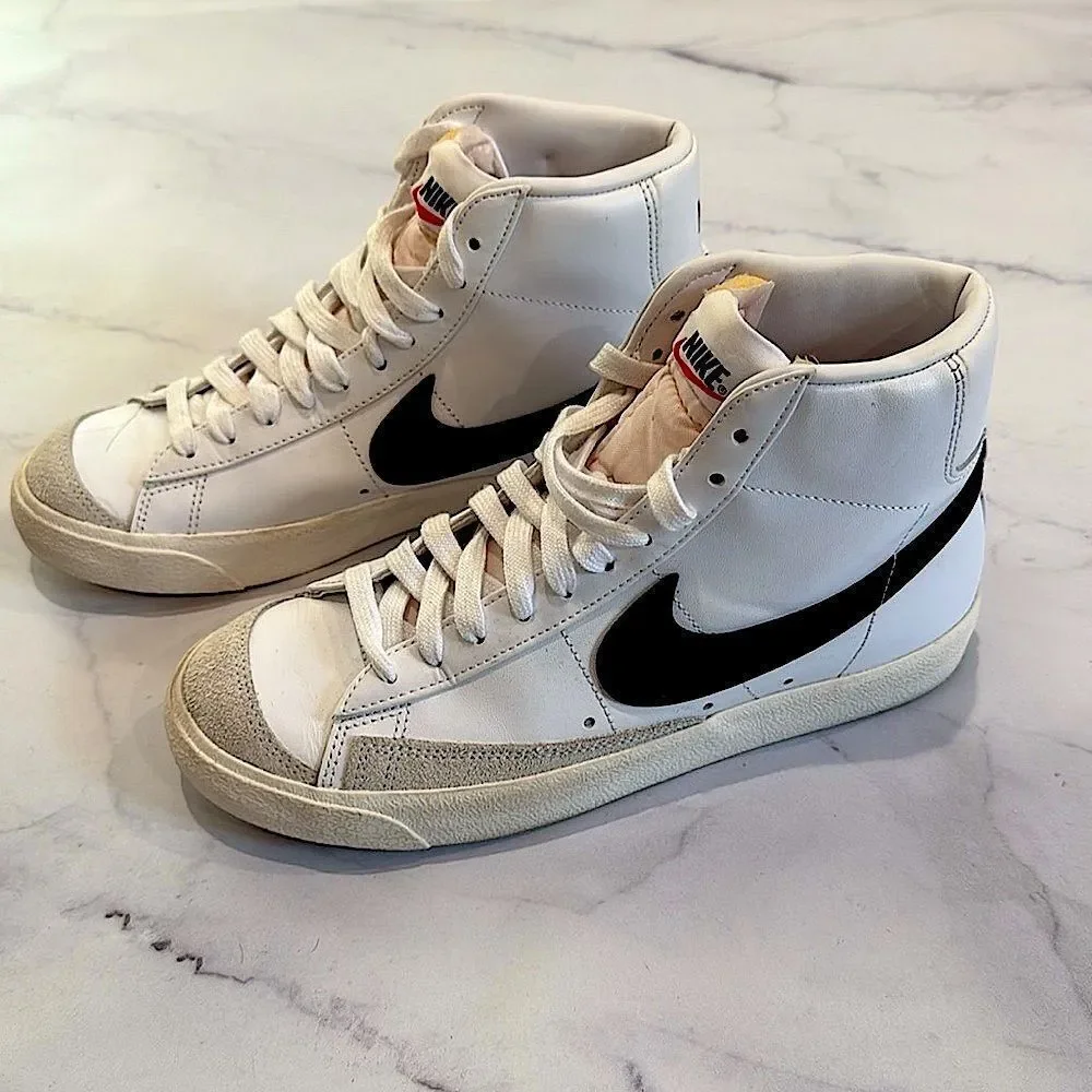 Nike Women's White and Black High-Top Sneakers